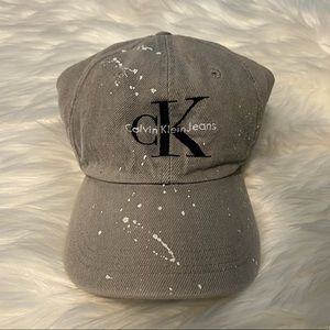 Calvin Klein Gray Paint Splatter Hat